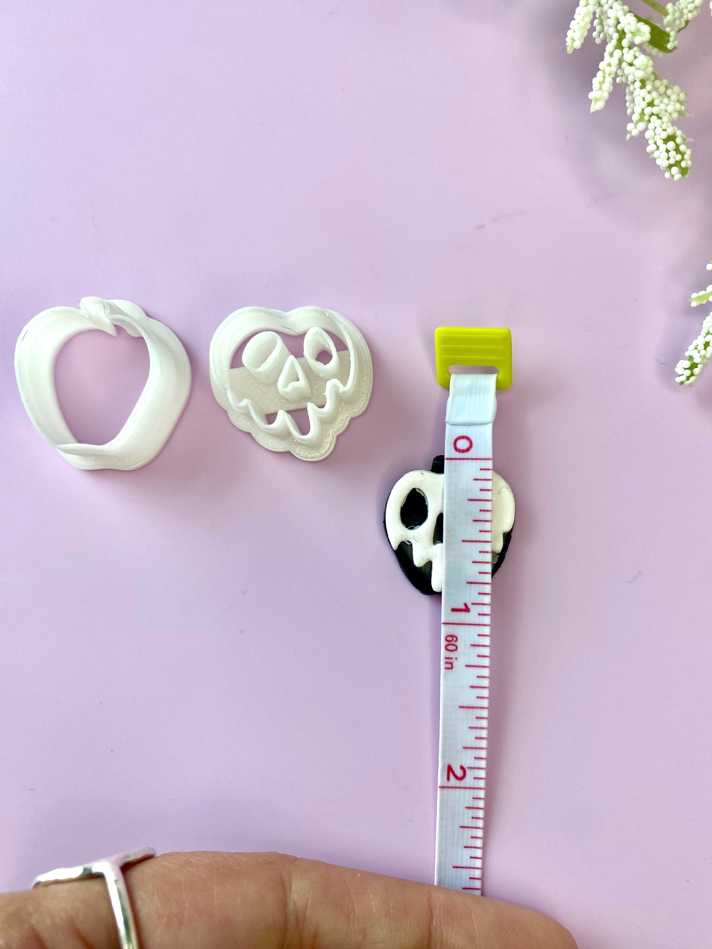 Stud Spooky Candy Apple Polymer Clay Cutter