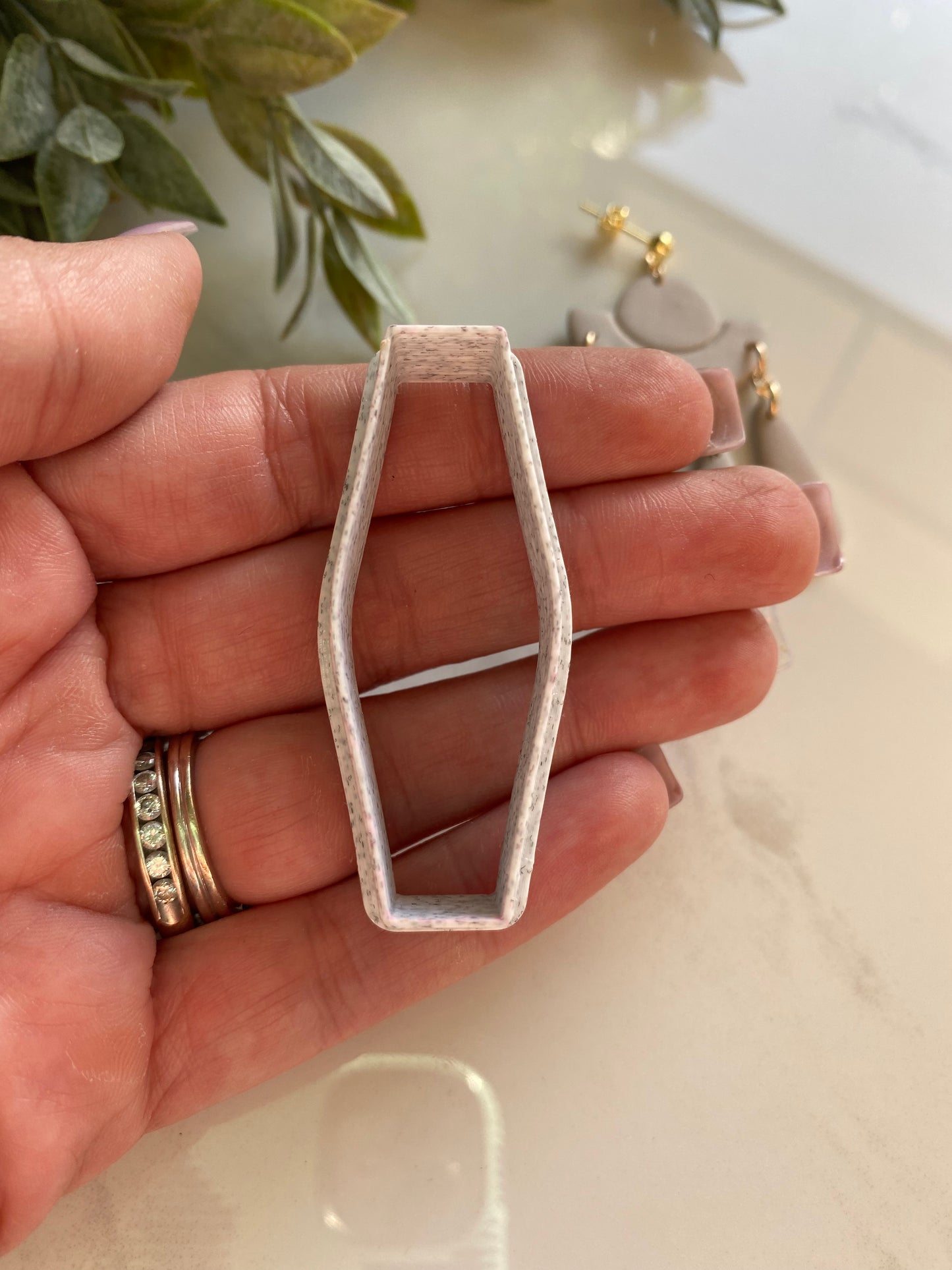 Vintage Huggie Hoop - Polymer Clay Cutter