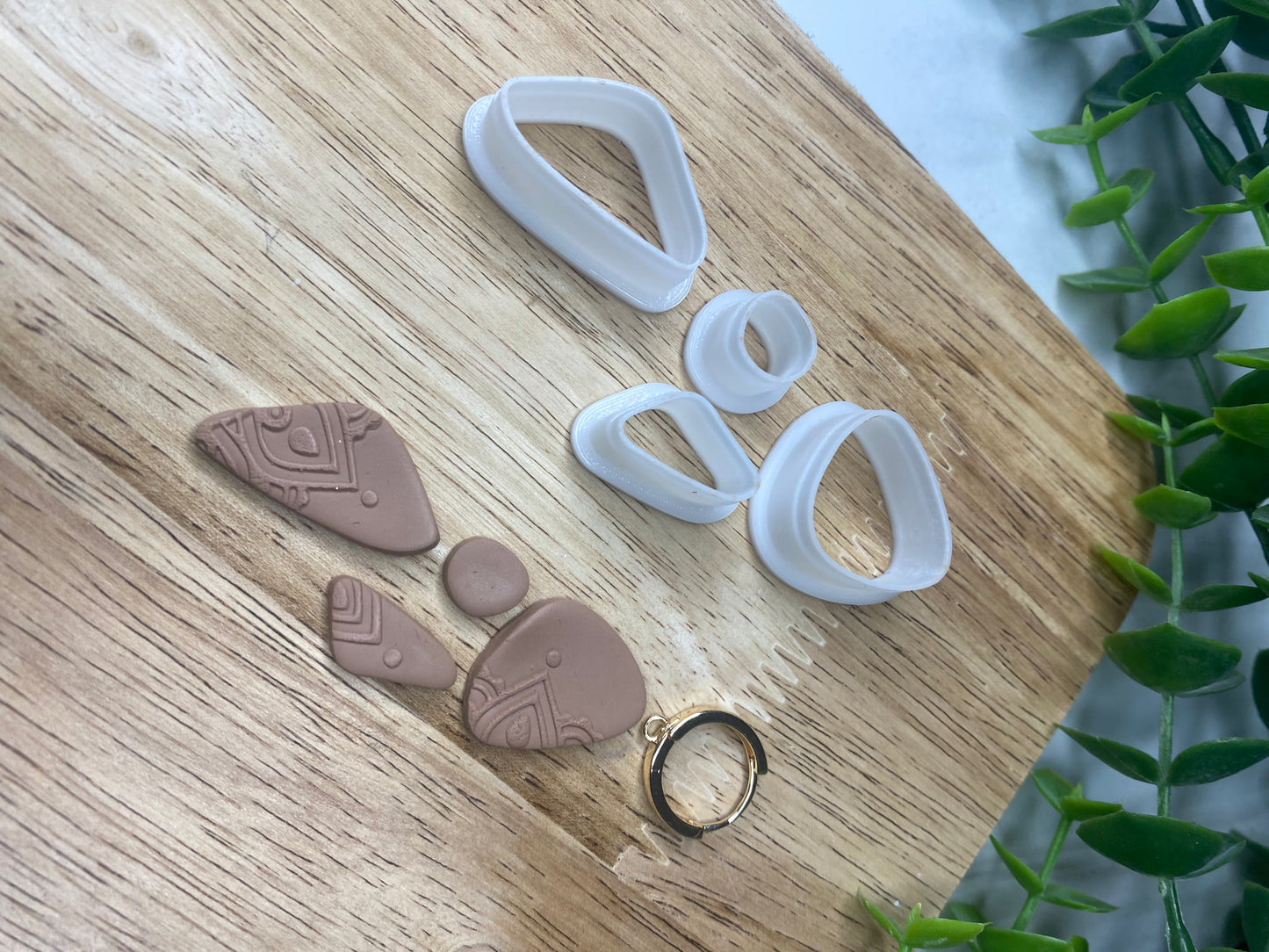 Organic Rhombus Pebble Dangle - Polymer Clay Cutter