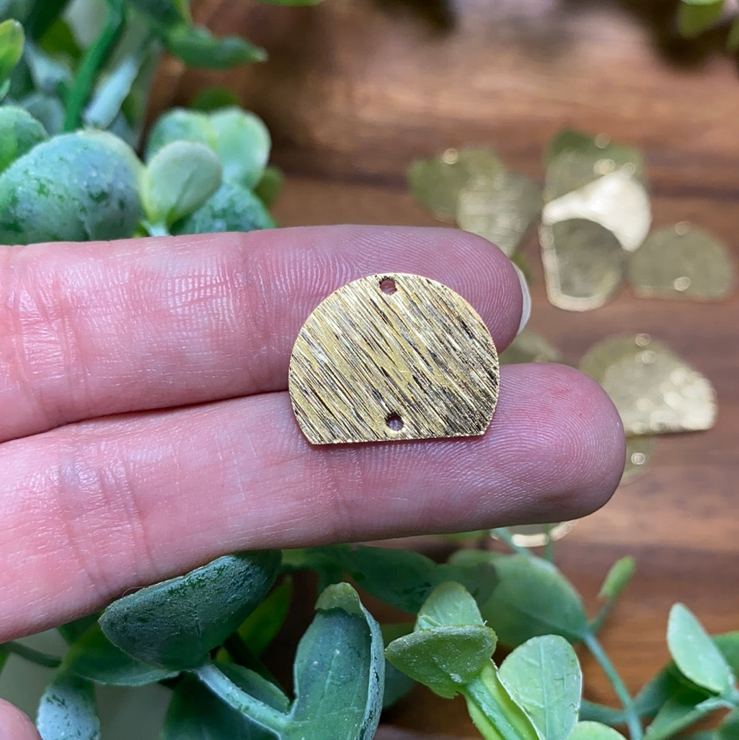 Rounded Brass Connects (2 Pc) - Jewelry Findings