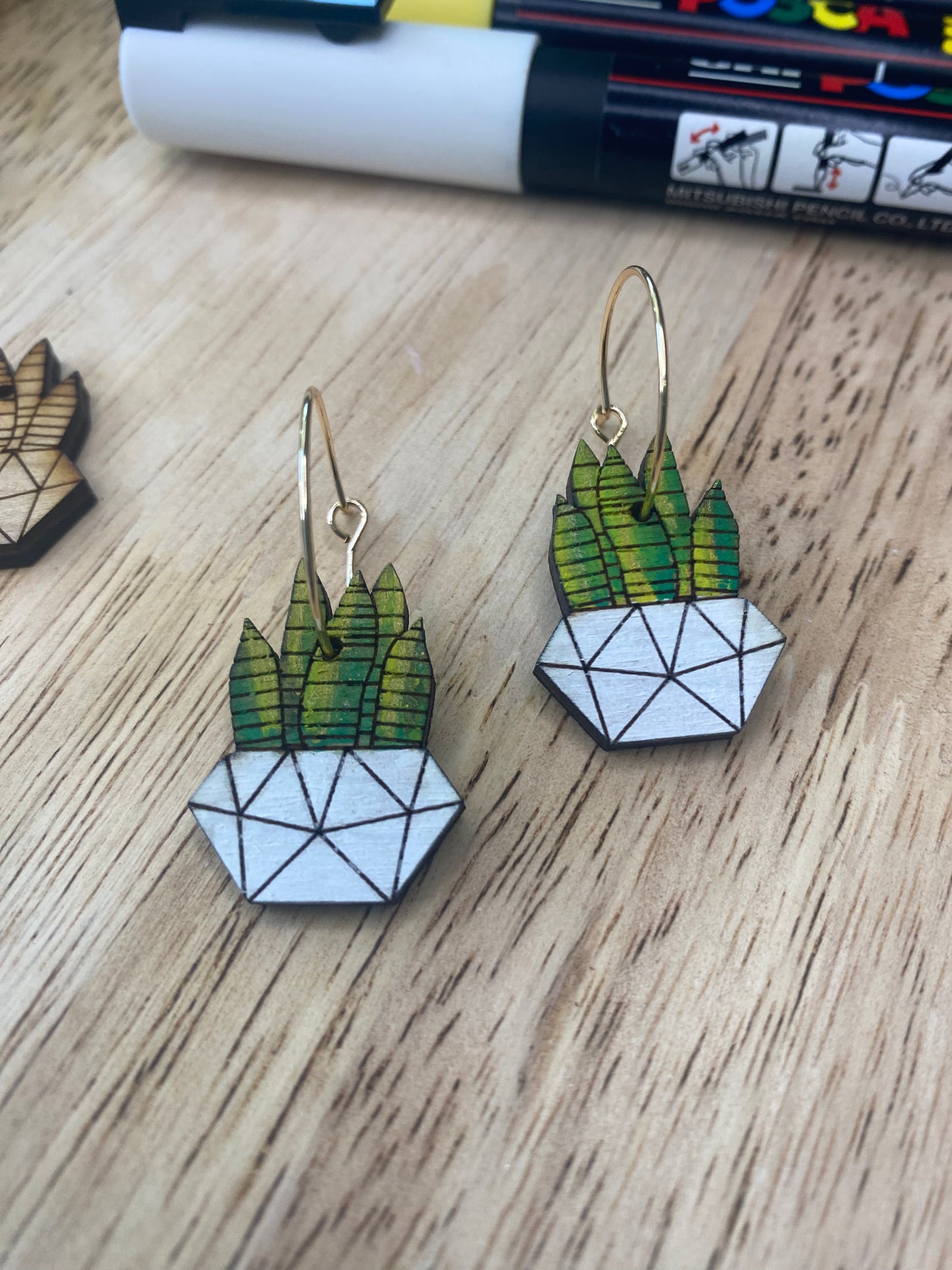 Wood Geometric Potted Plant - Jewelry Findings