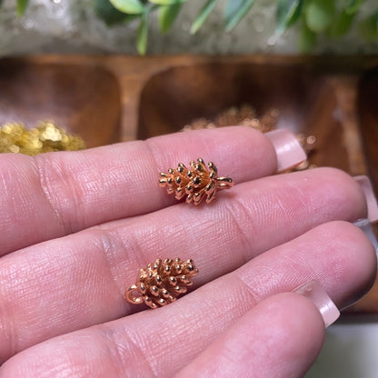 Pine cones (2 Pc) - Jewelry Findings